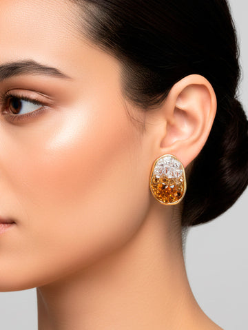Aretes Oval Amina Botón Dorado